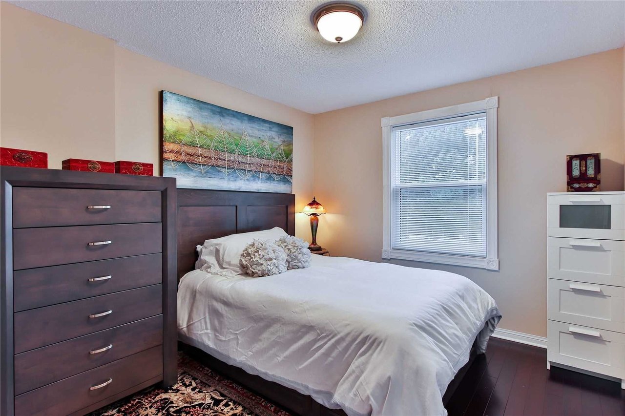 93 Confederation Way