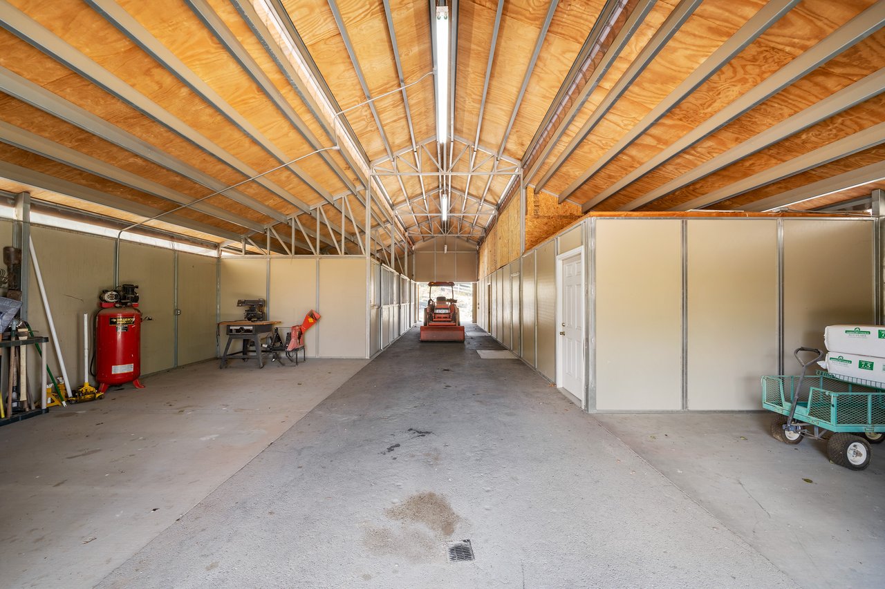 21100 Paseo Montana