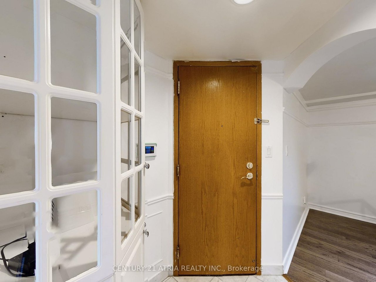 WILLOWDALE PENTHOUSE 