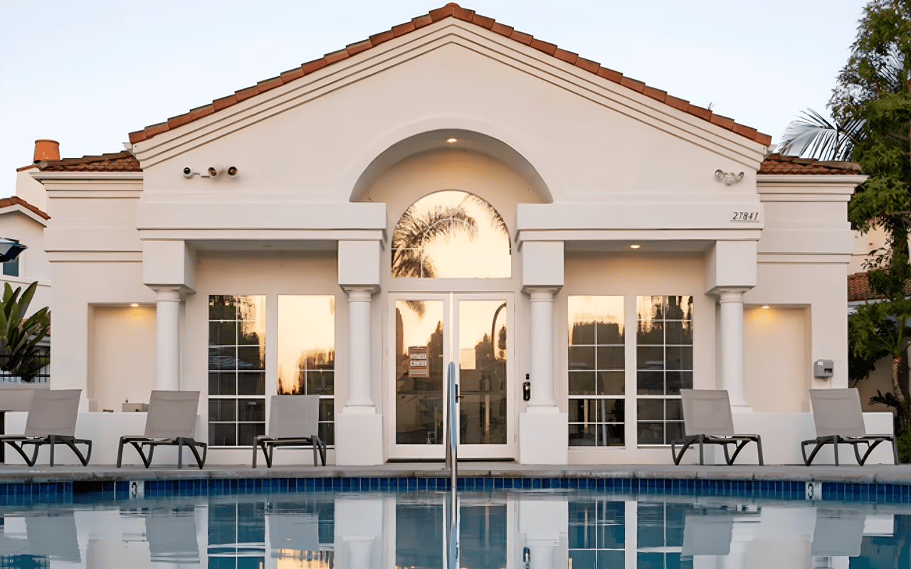 10 Curb Appeal Projects to Try in South Bay This Spring