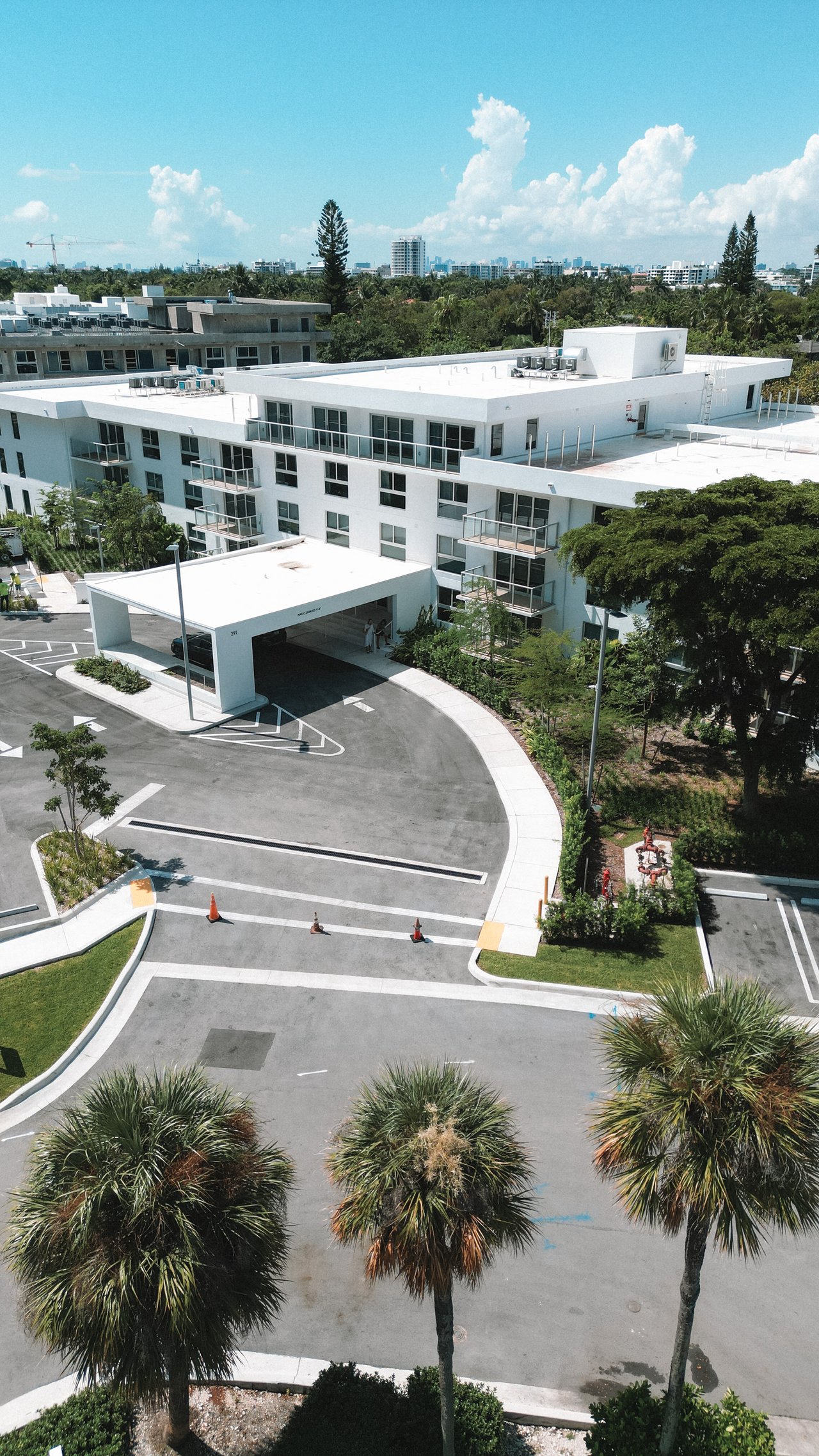Beach Haus Bal Harbour Residences