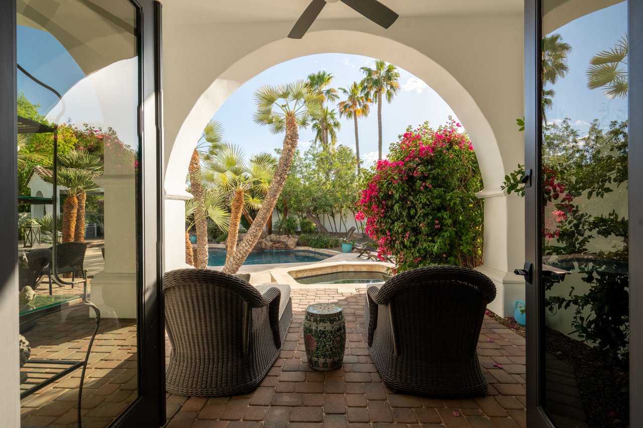 7115 E FOOTHILL Drive