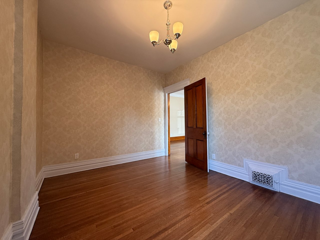 415 Davis Drive 1, Newmarket
