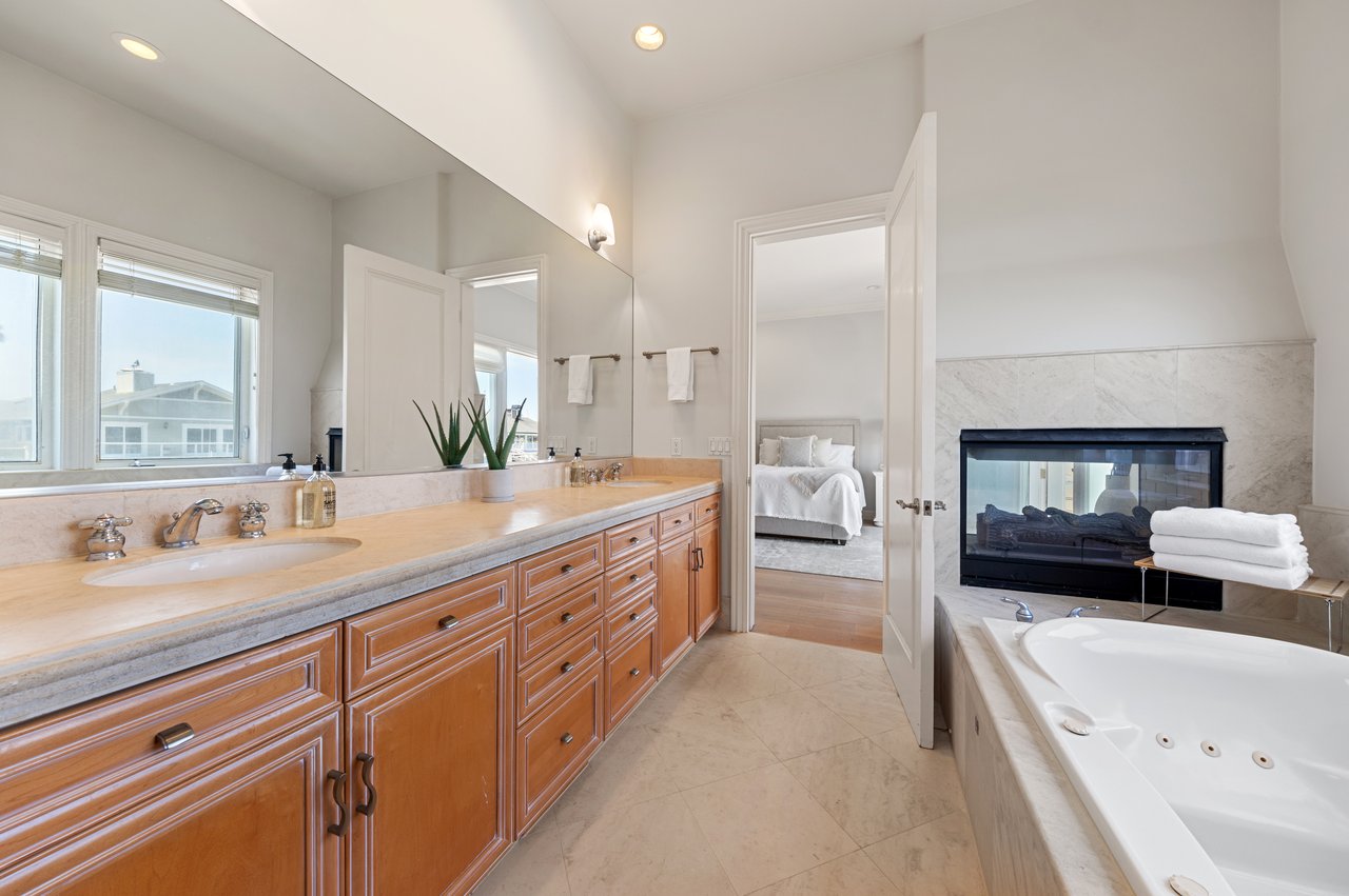 Updated Single-Level Waterfront Retreat