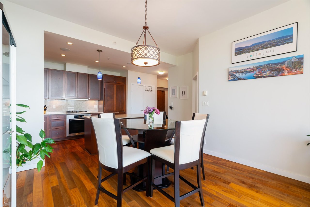 2706-280 Ross Dr