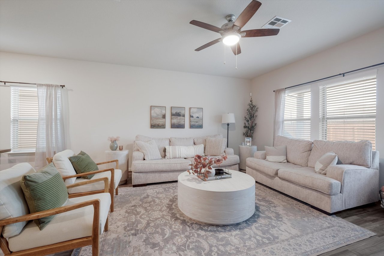 10227 Amaryllis Way