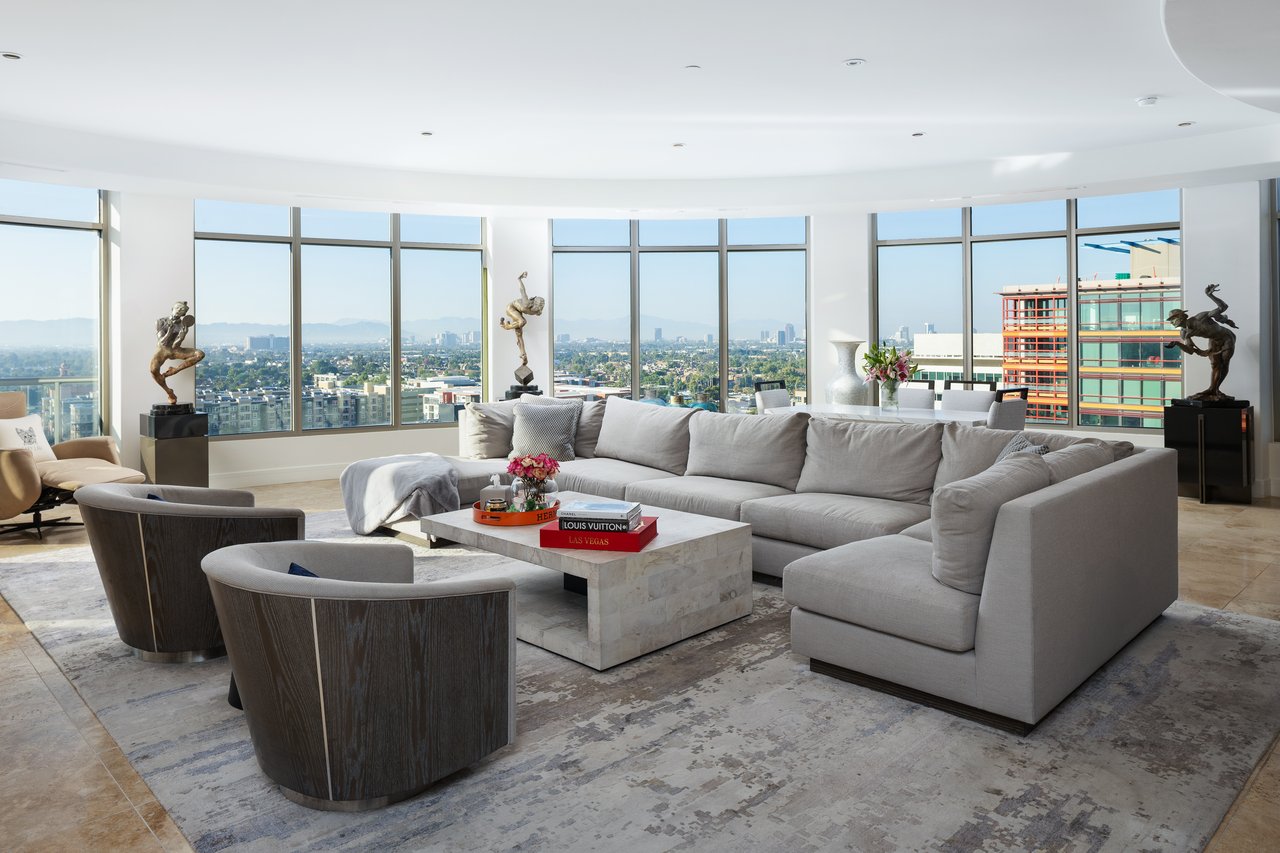 2402 E ESPLANADE Lane PH2