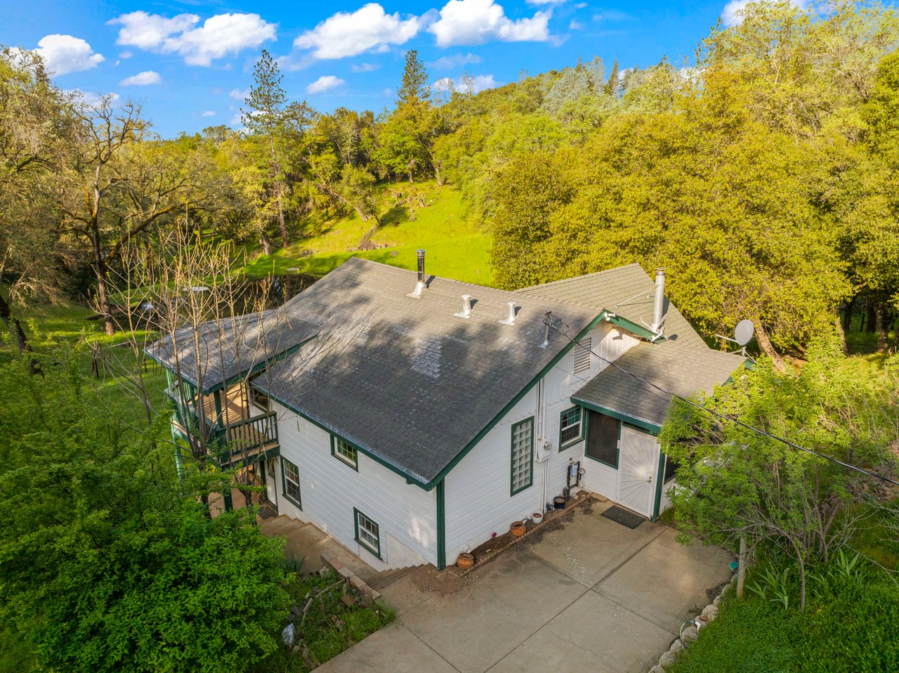 3361 Cedar Creek Rd