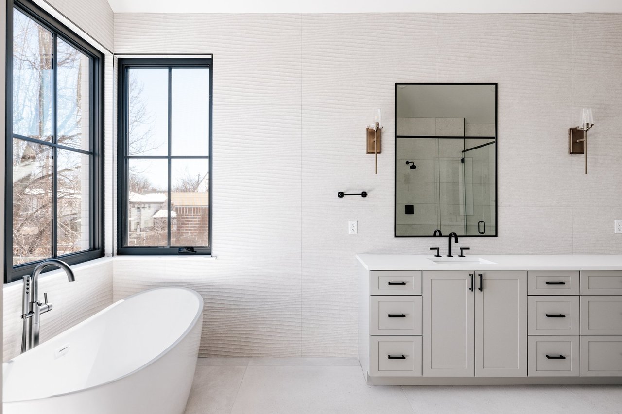 2440 S MONROE STREET | Observatory Park