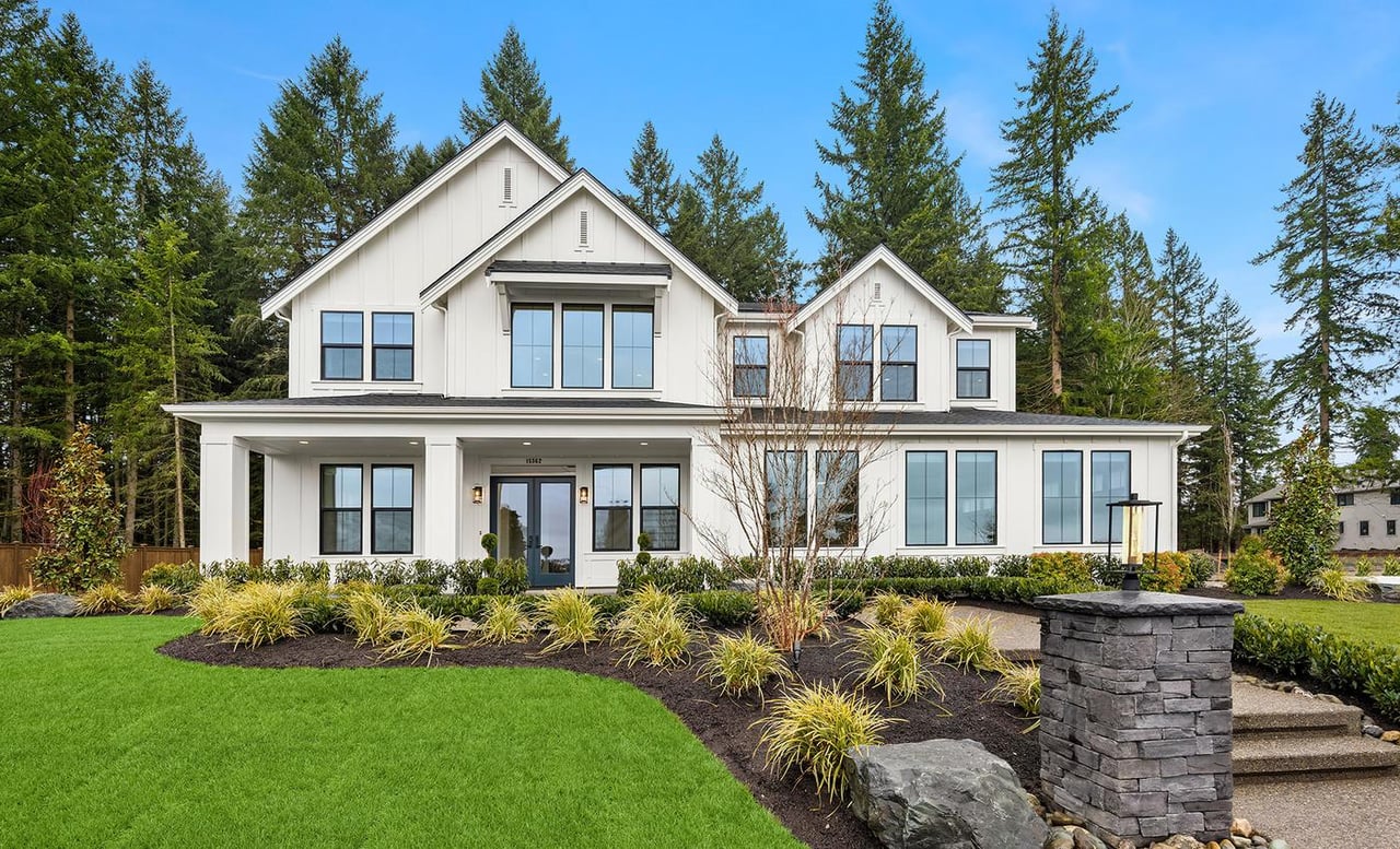 woodinville washington new white home