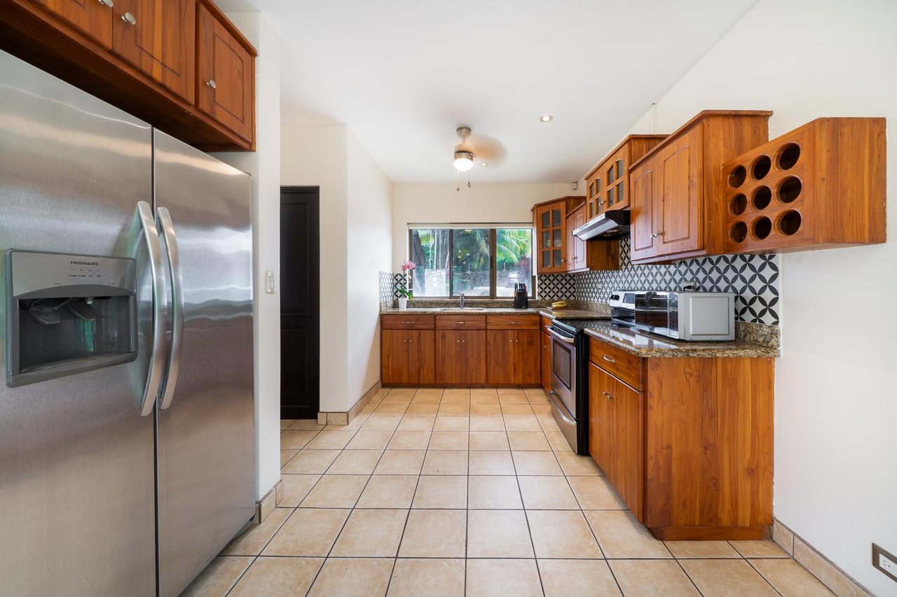 Casa Cali | Modern 3-Bedroom Turnkey Home in Pacific Residences – Minutes from Tamarindo Beach