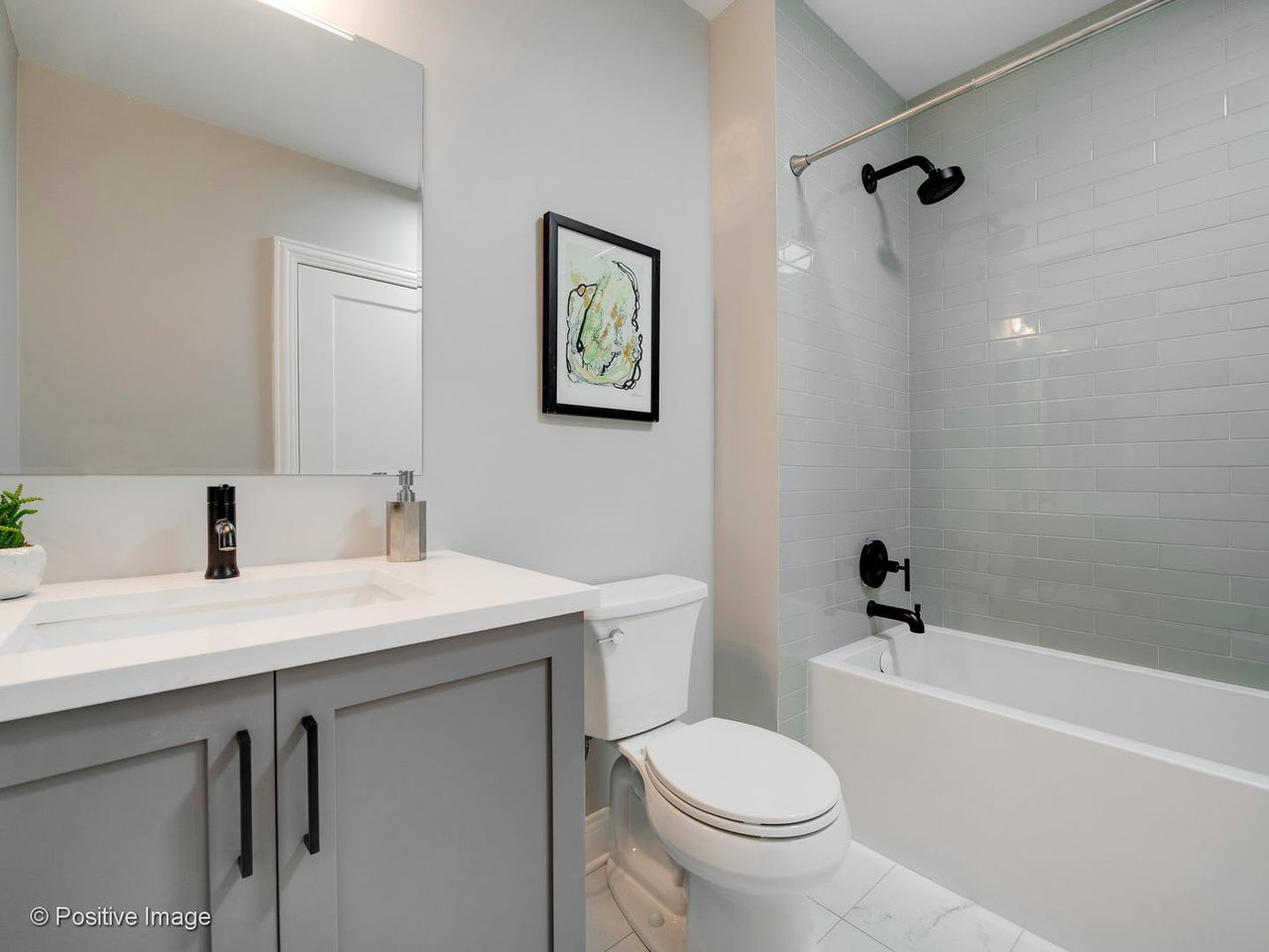 400 N Lasalle St, #2702