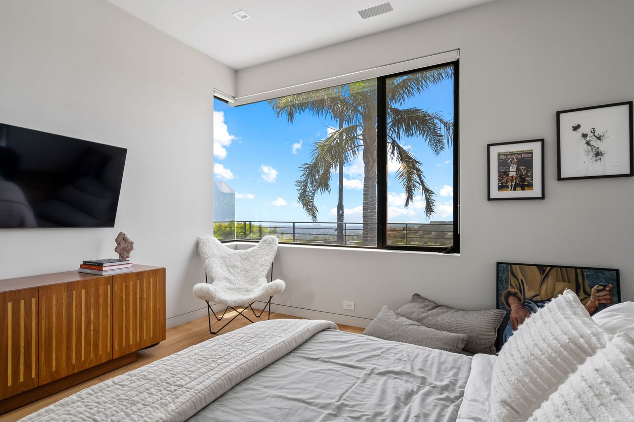 1030 Somera Road, Bel Air