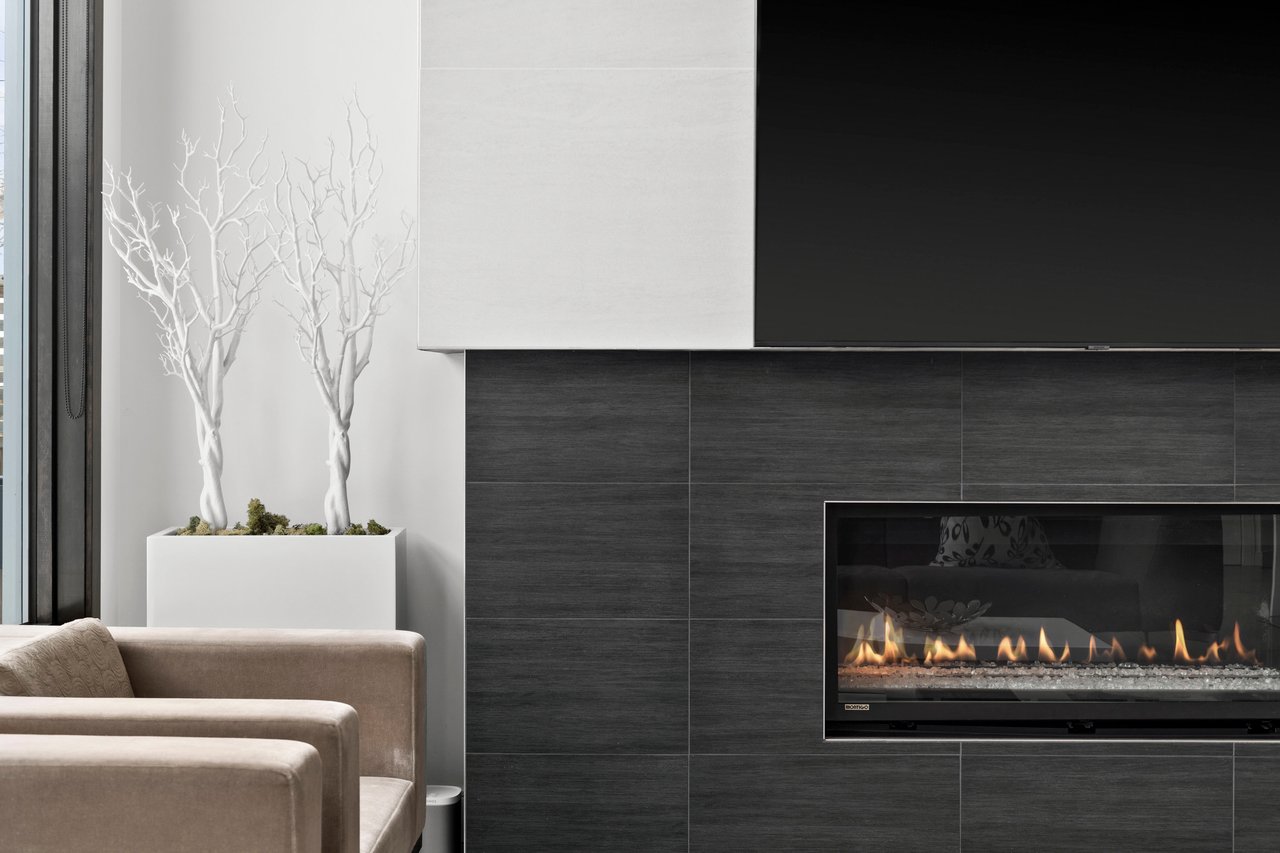 408 13 Street NW Unit: 3