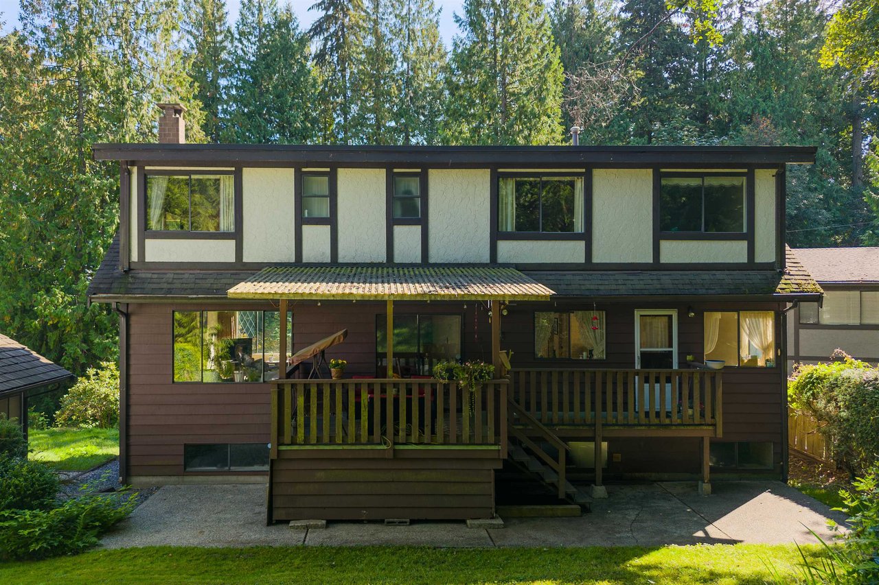 864 Wellington Dr