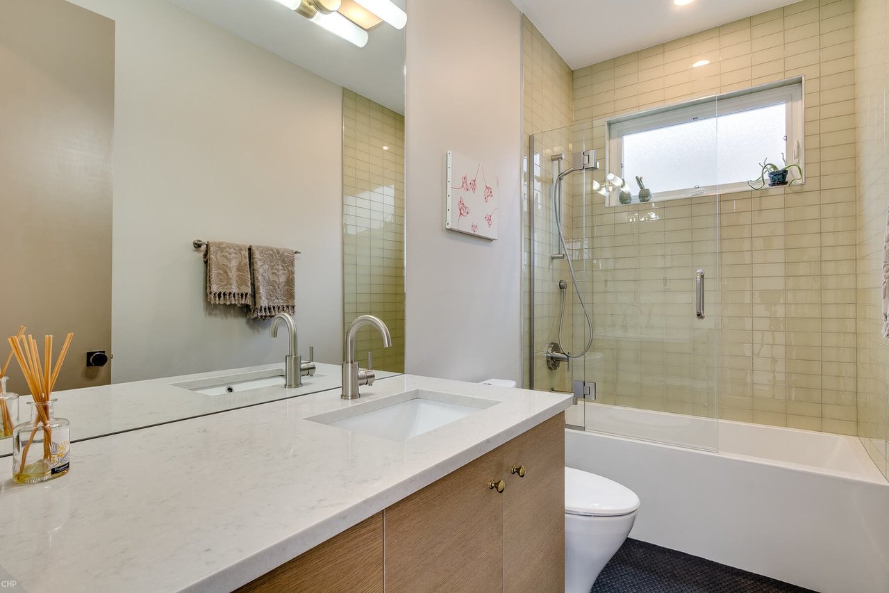 2107 West Race Ave | $1,050,000