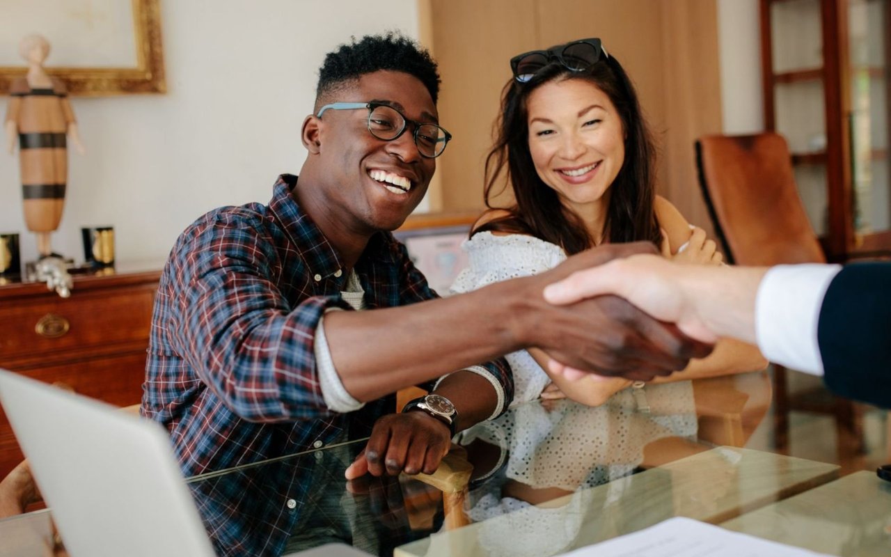 How Long Does It Really Take to Buy or Sell a House?