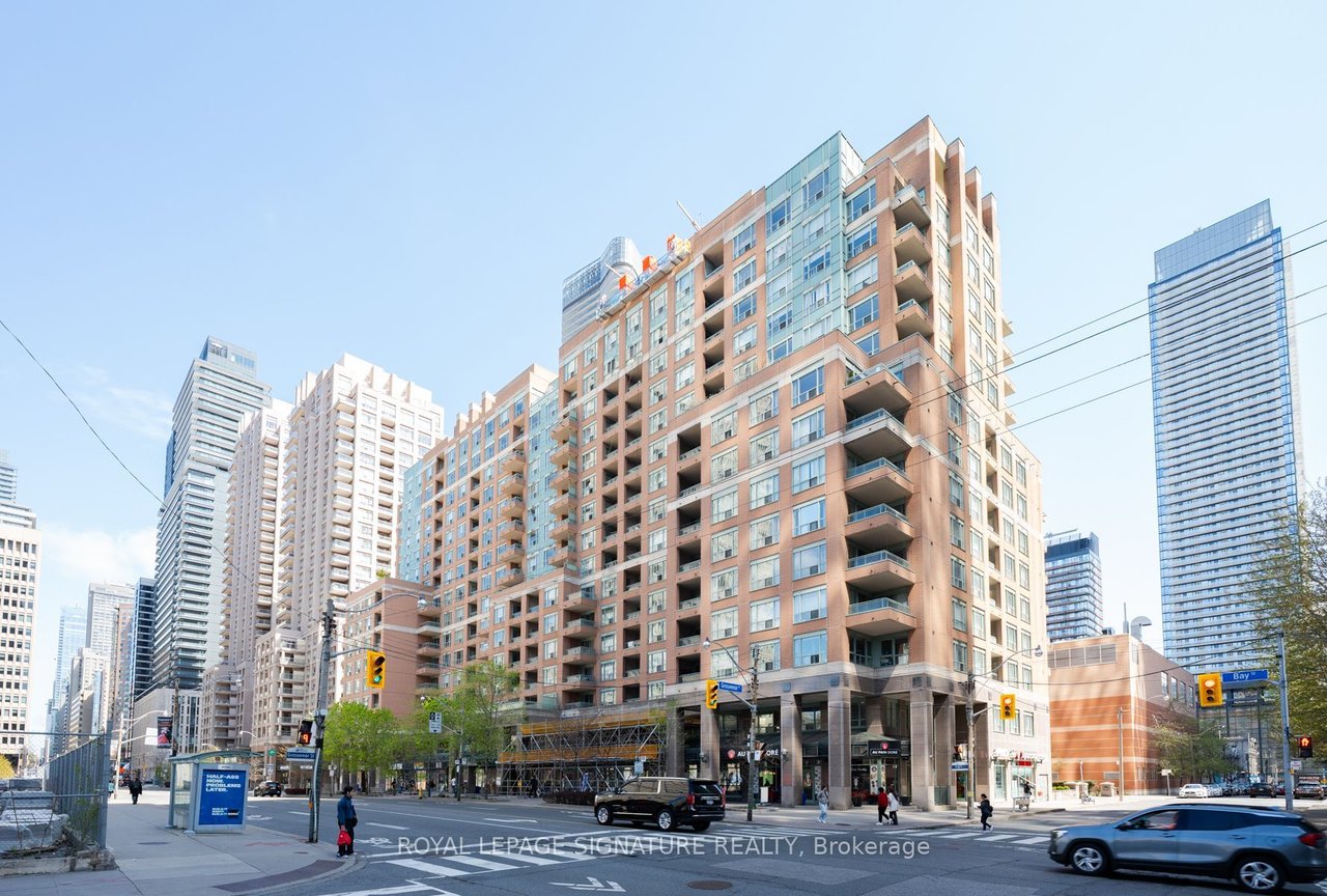 PENTHOUSE FOR DOWNTOWN LIVING 