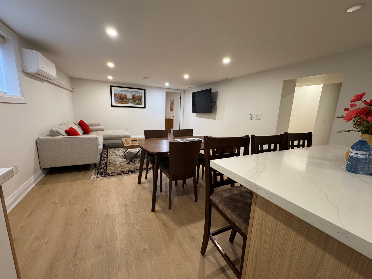 65 North Heights Rd Bsmt