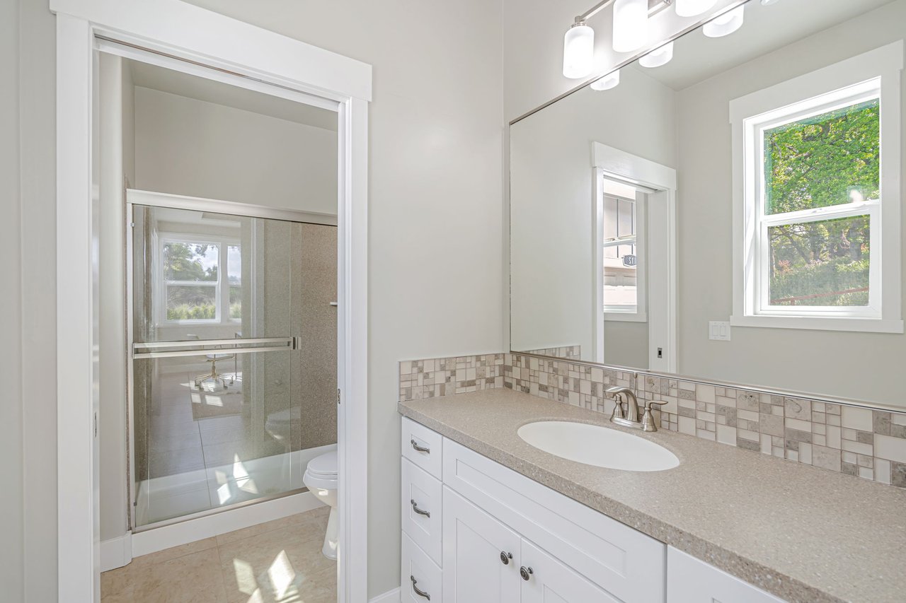12 Rose Ct Novato