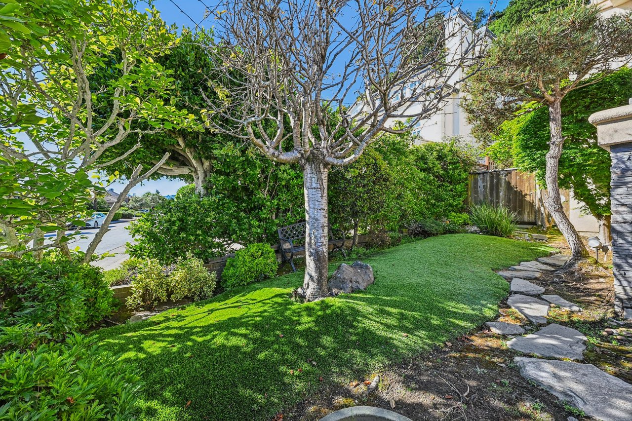 17 Heron Drive | Strawberry