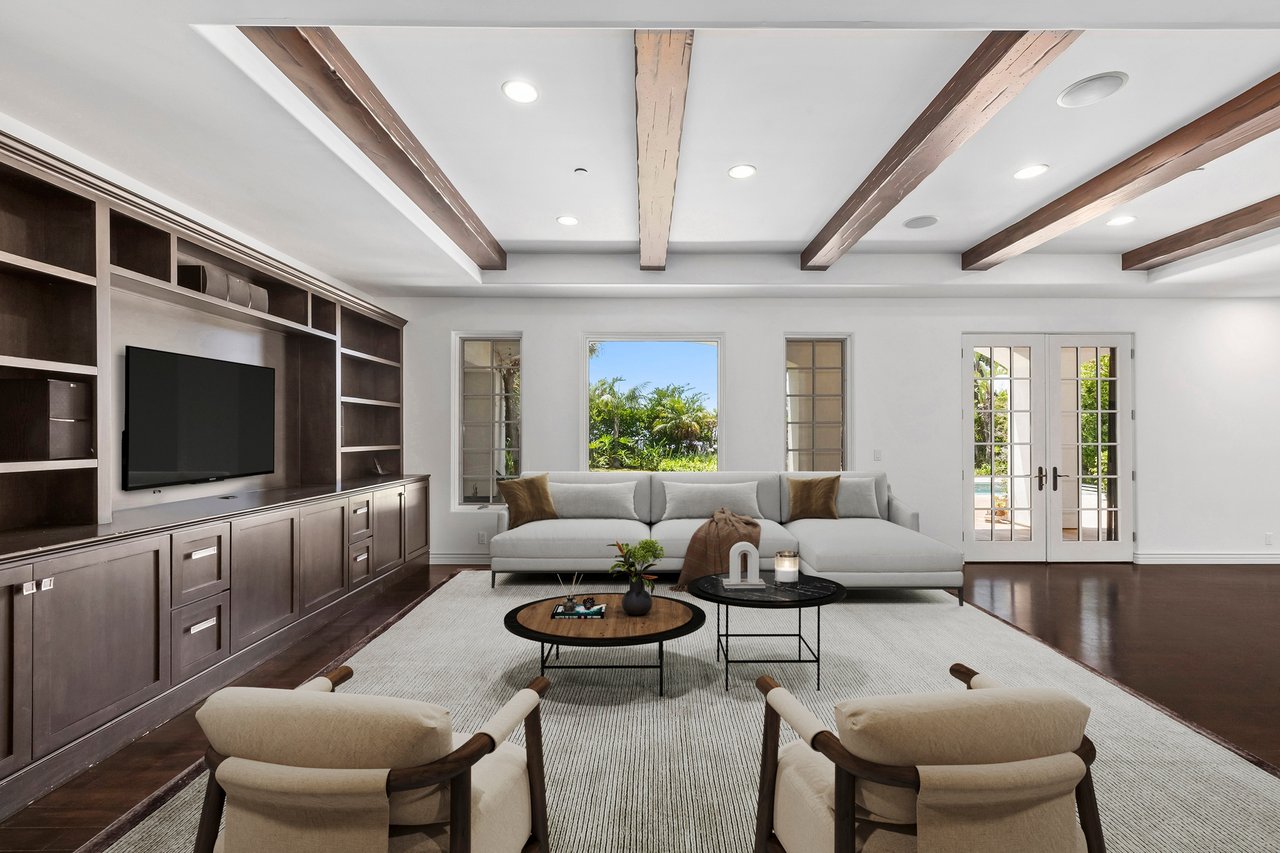 A New Pacific Palisades Listing with Ocean Views, Privacy, and Prestige