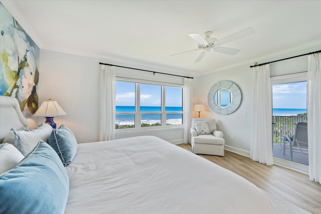 8820 S Sea Oaks Way 204