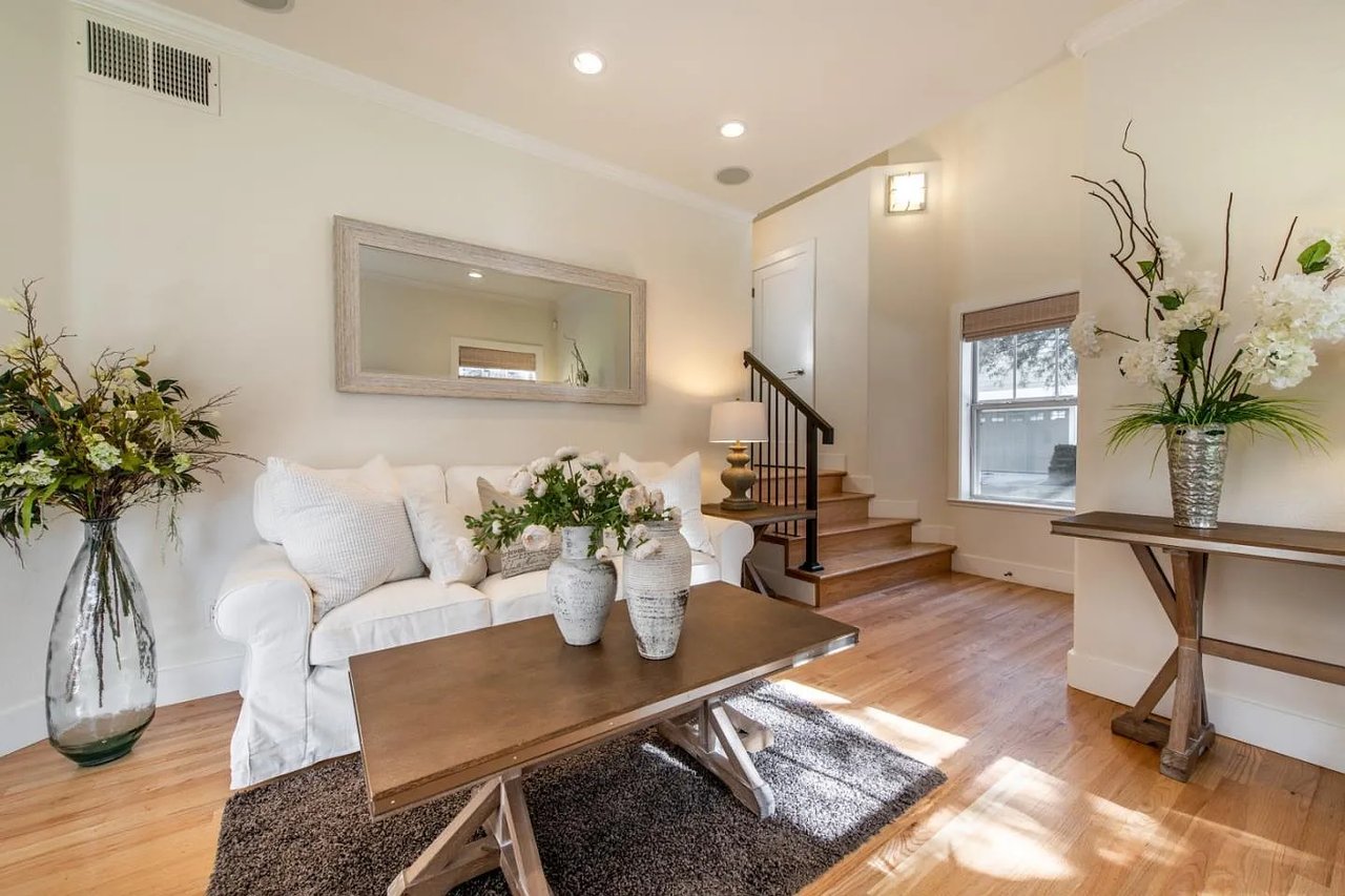 175 Cuesta De Los Gatos