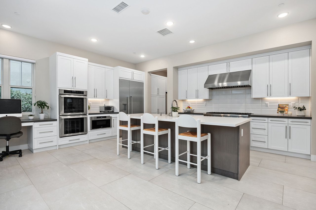 6190 Sagebrush Bend Way