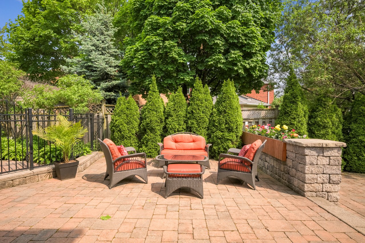 Executive Home in prestigious Glen Abbey