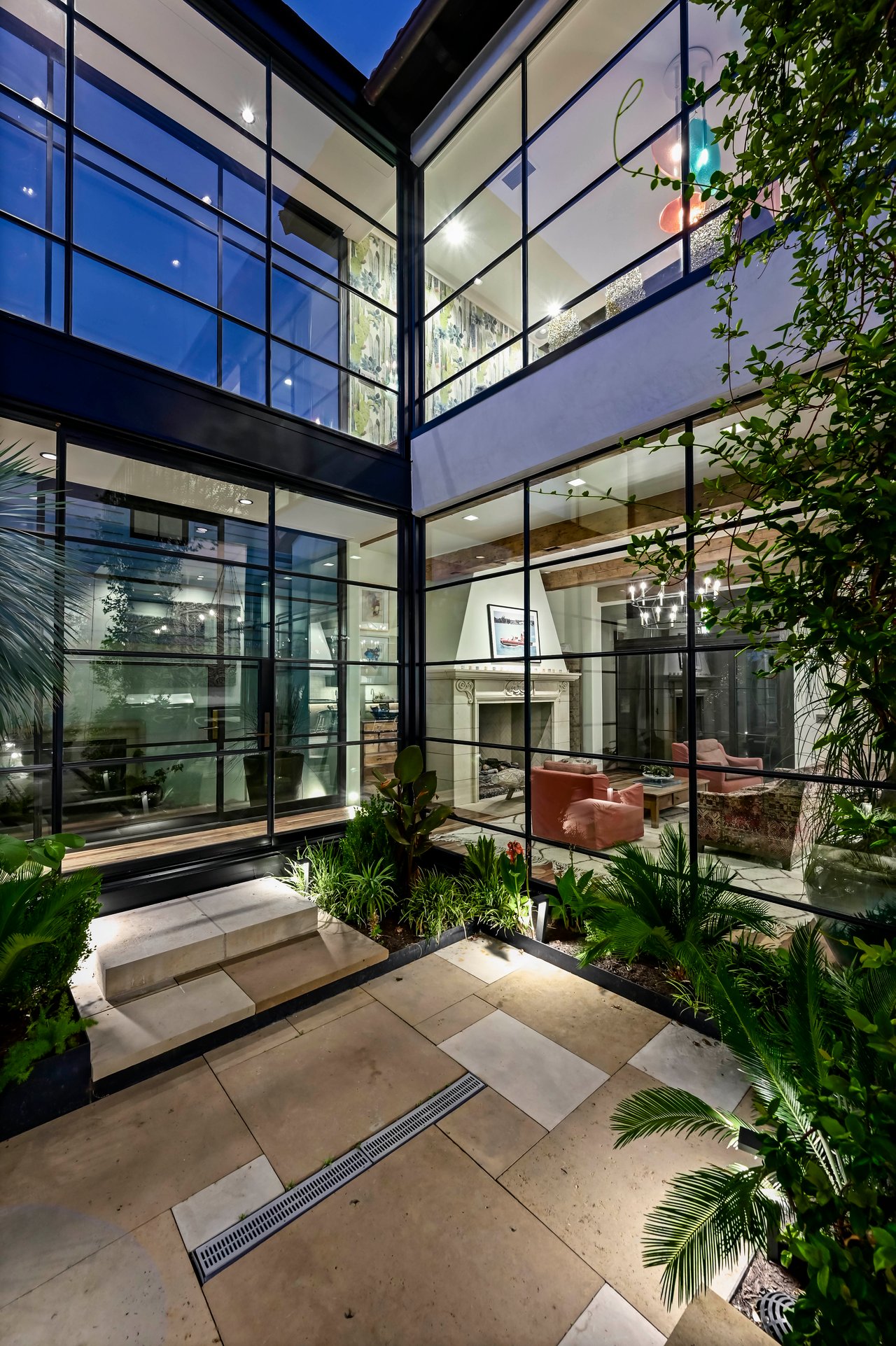 1308 Meriden Lane