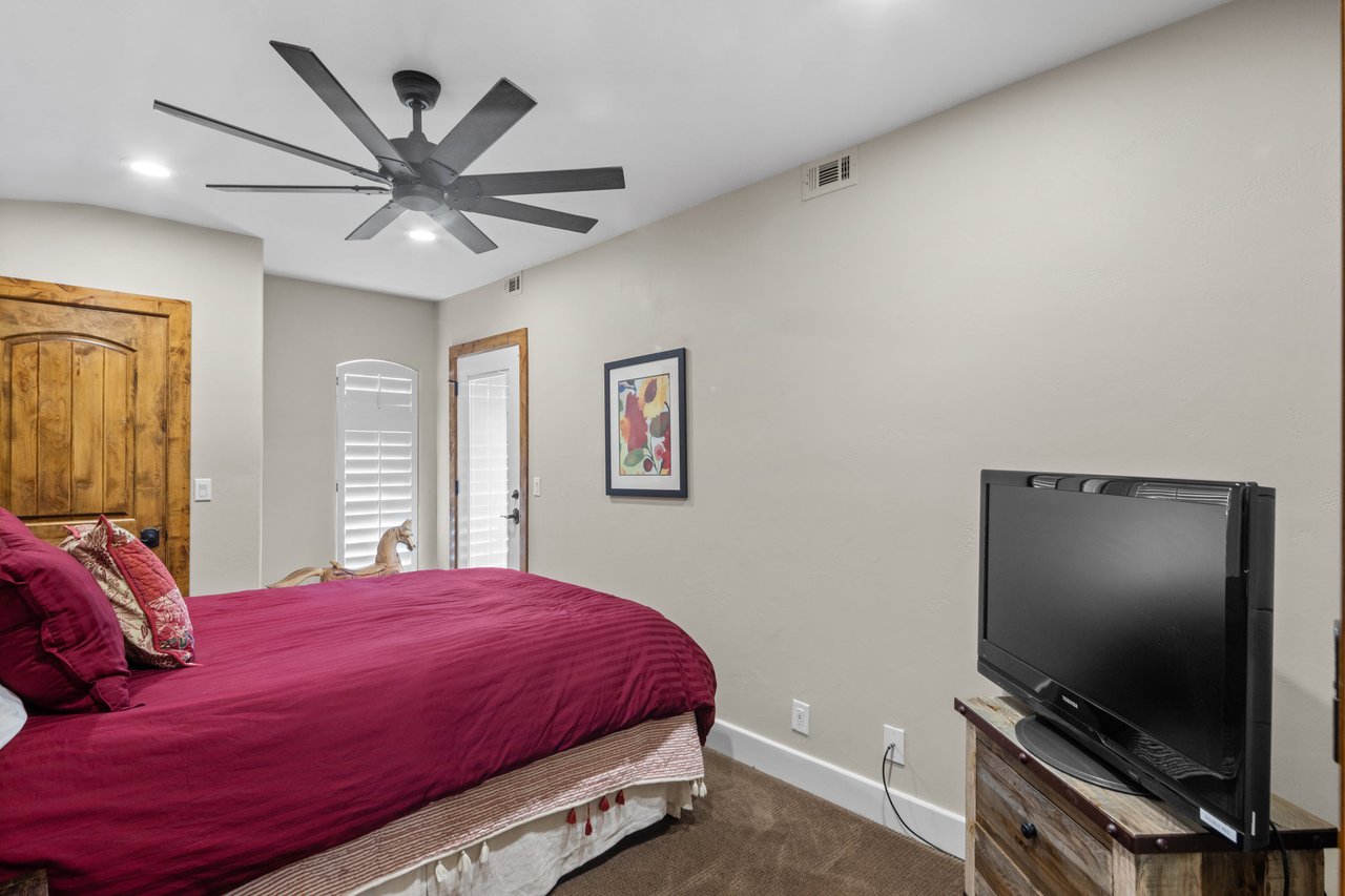 1450 Los Escondidos ST