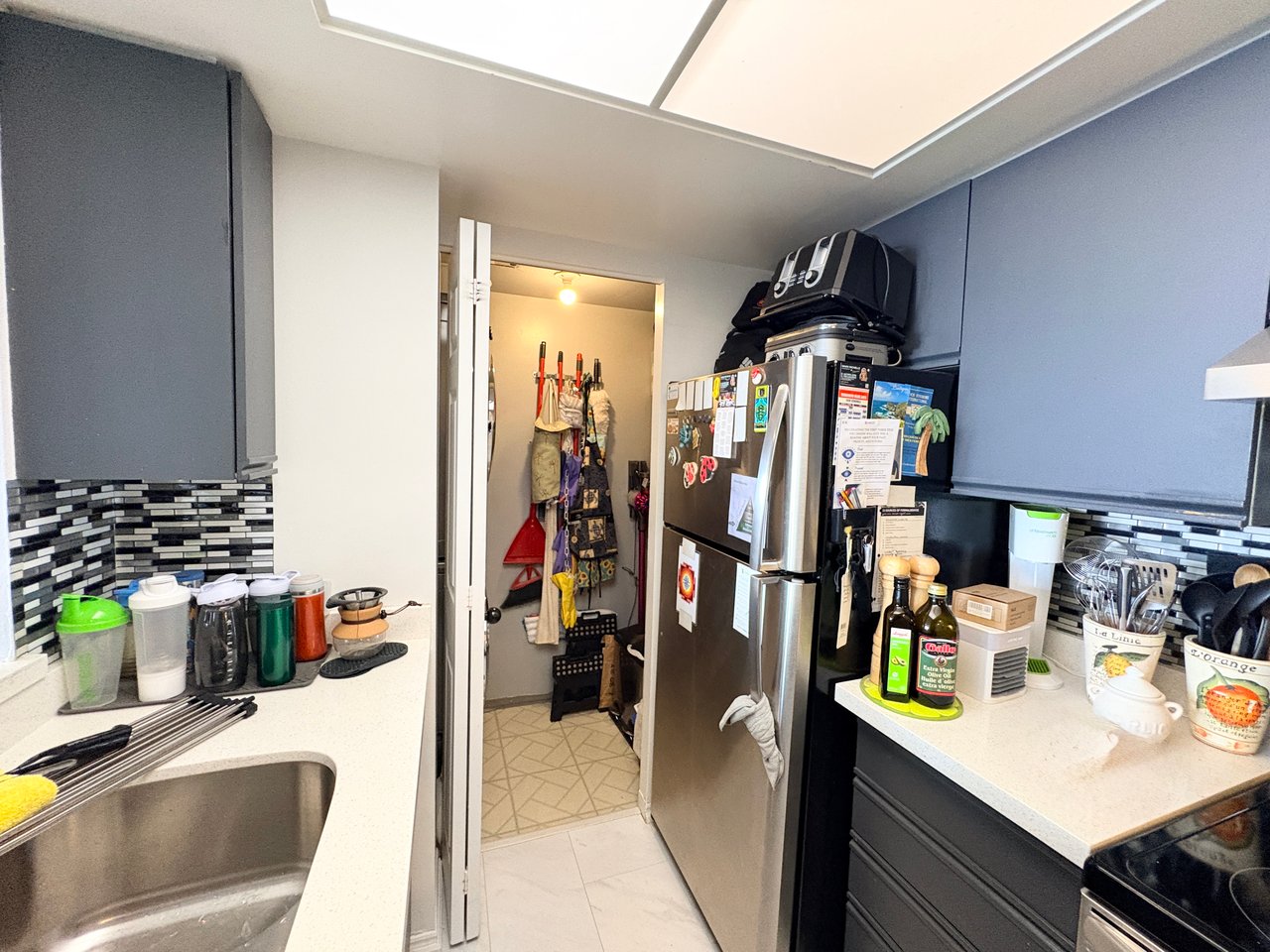 1001 Cedarglen Gate #522