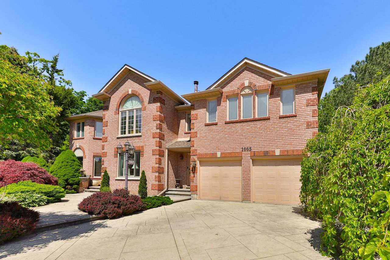 Winterberry Estates Landmark