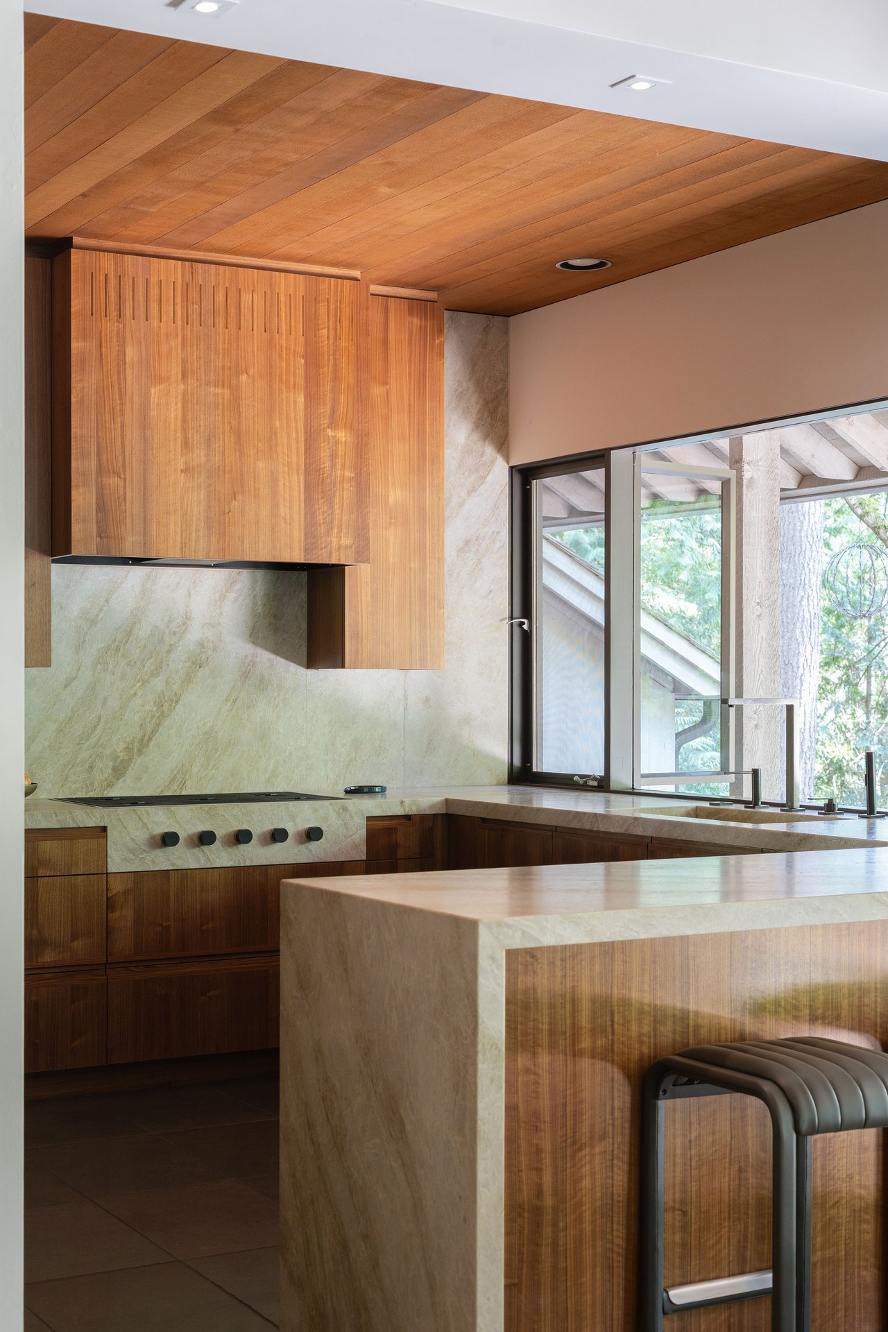 Architect Saul Zaik Designed Northwest Regional Modern Masterpiece 