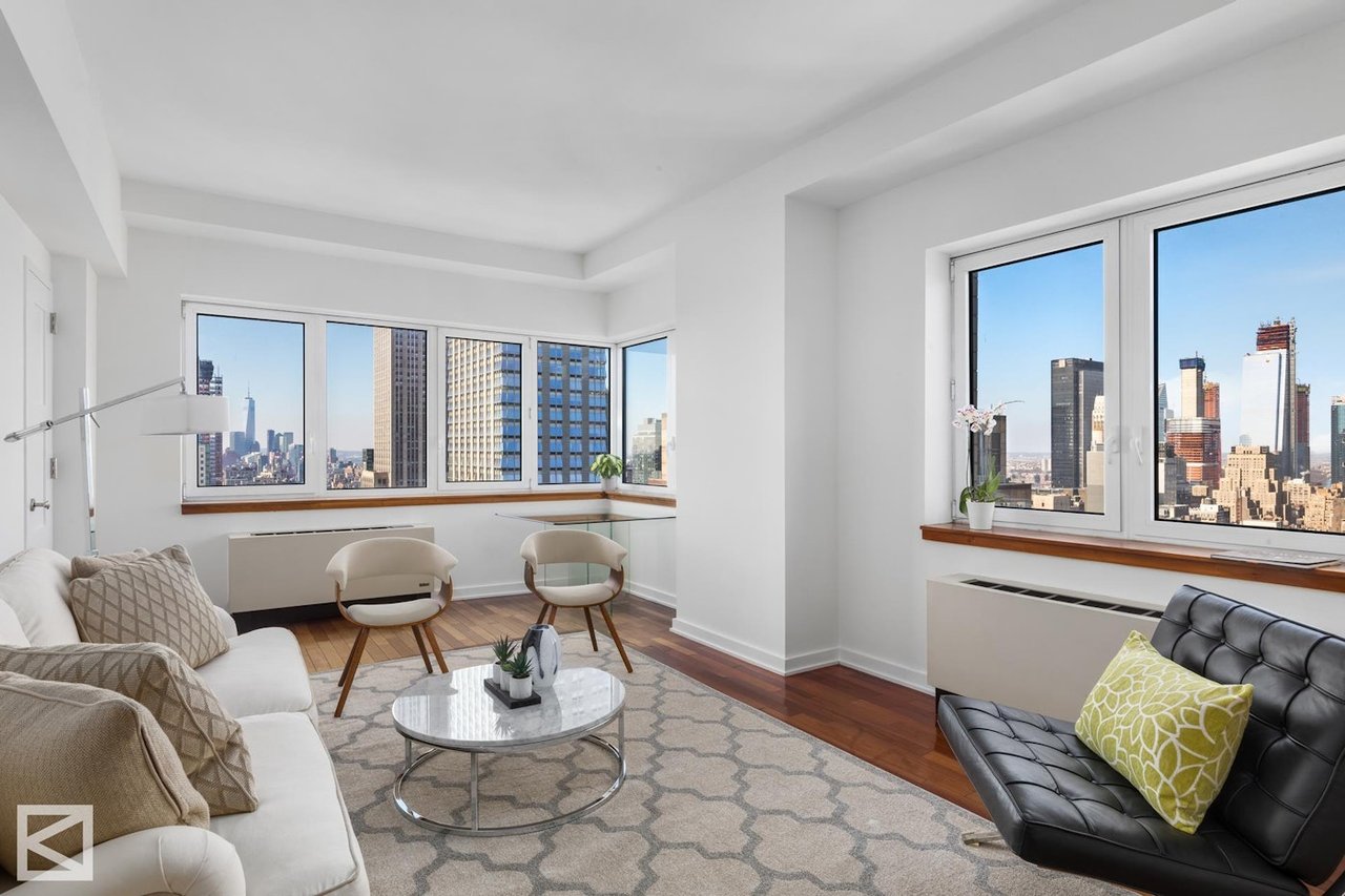 425 5th Ave, #48D