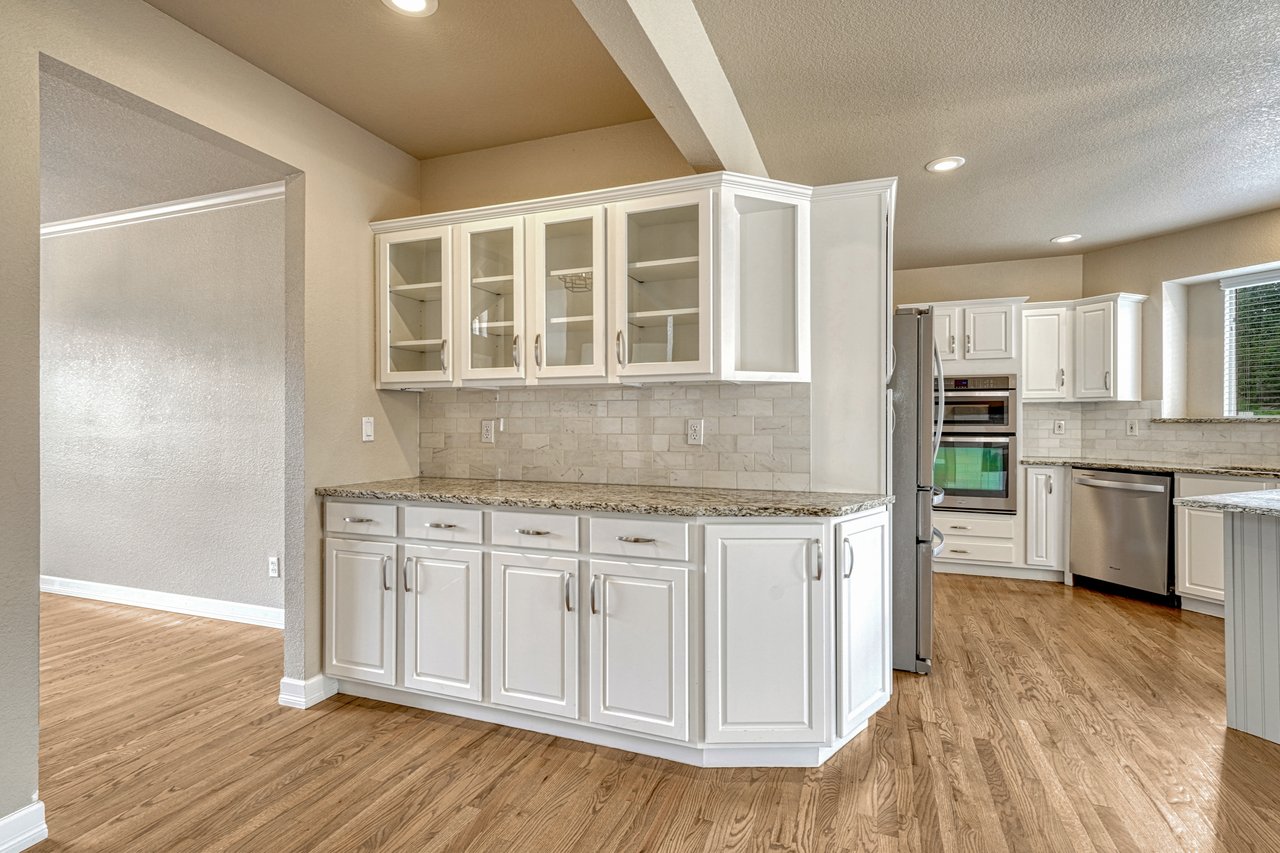 12589 Highland Oaks Place