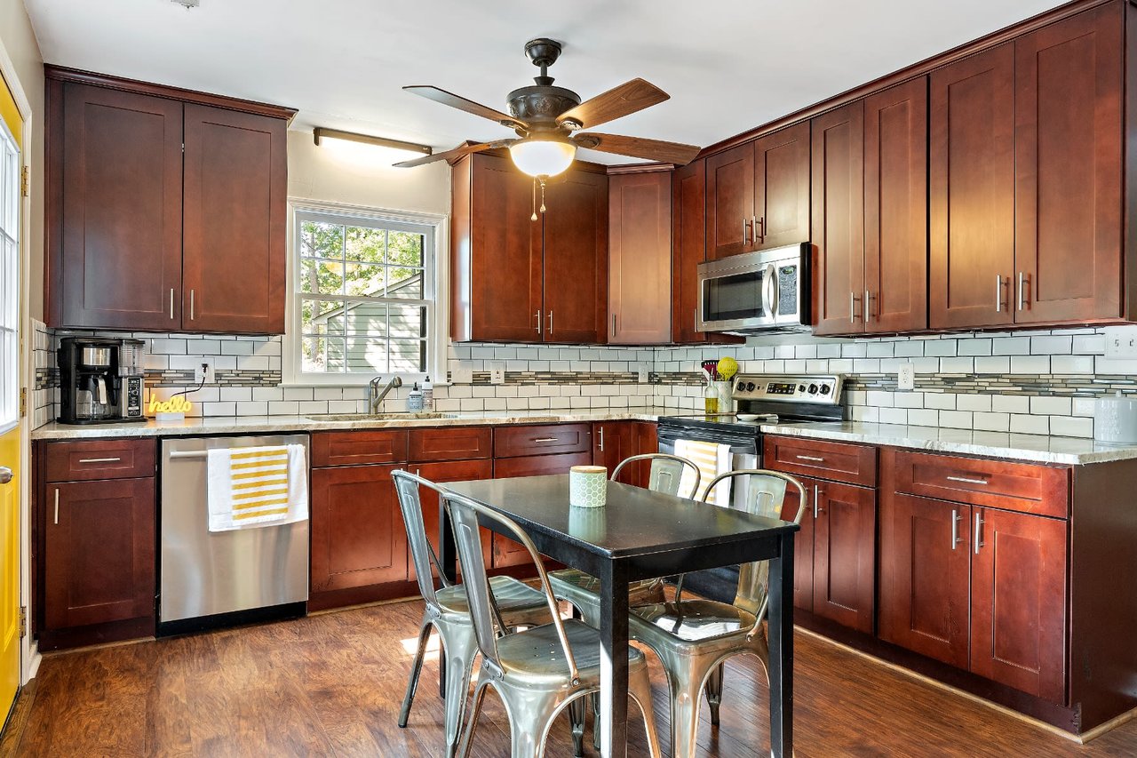 8914 Playground Circle