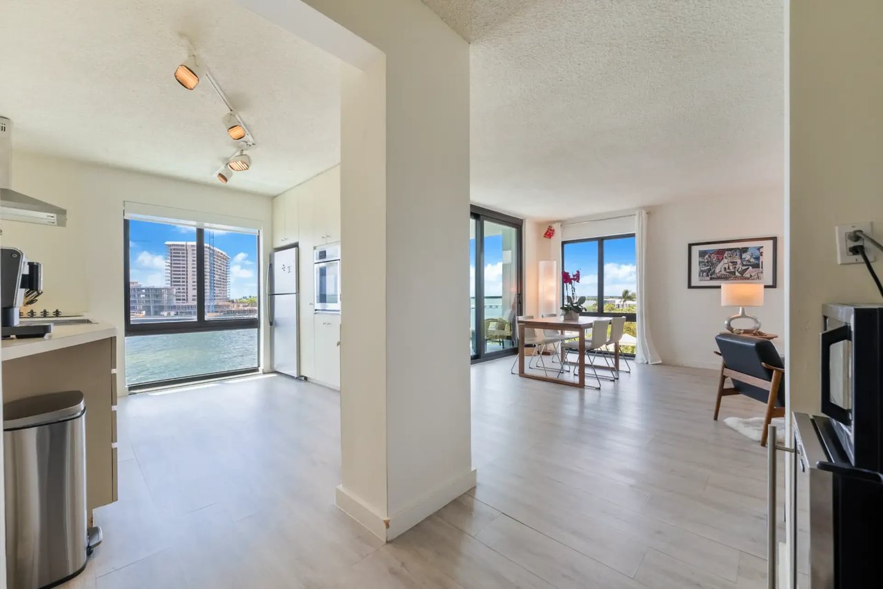 1600 S Bayshore Lane # 5B