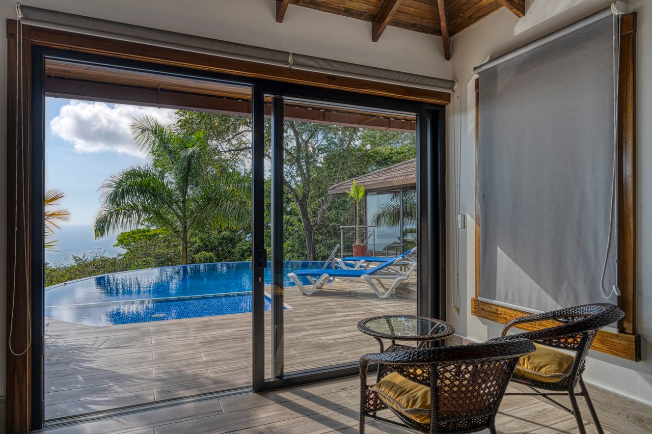 Stunning Ocean Views at Casa Perezoso