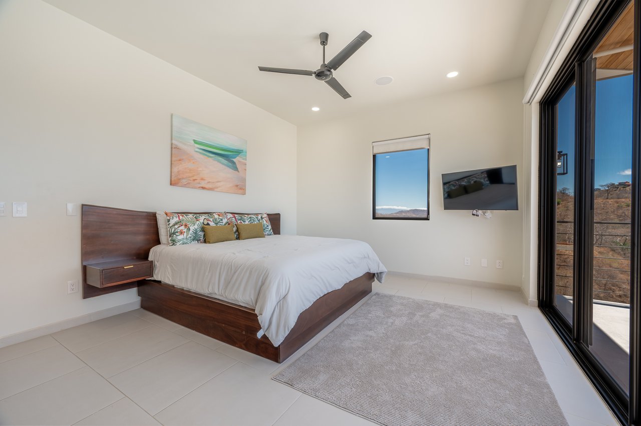 Casa En Las Rocas | Spectacular Ocean-View Home in Pacific Heights