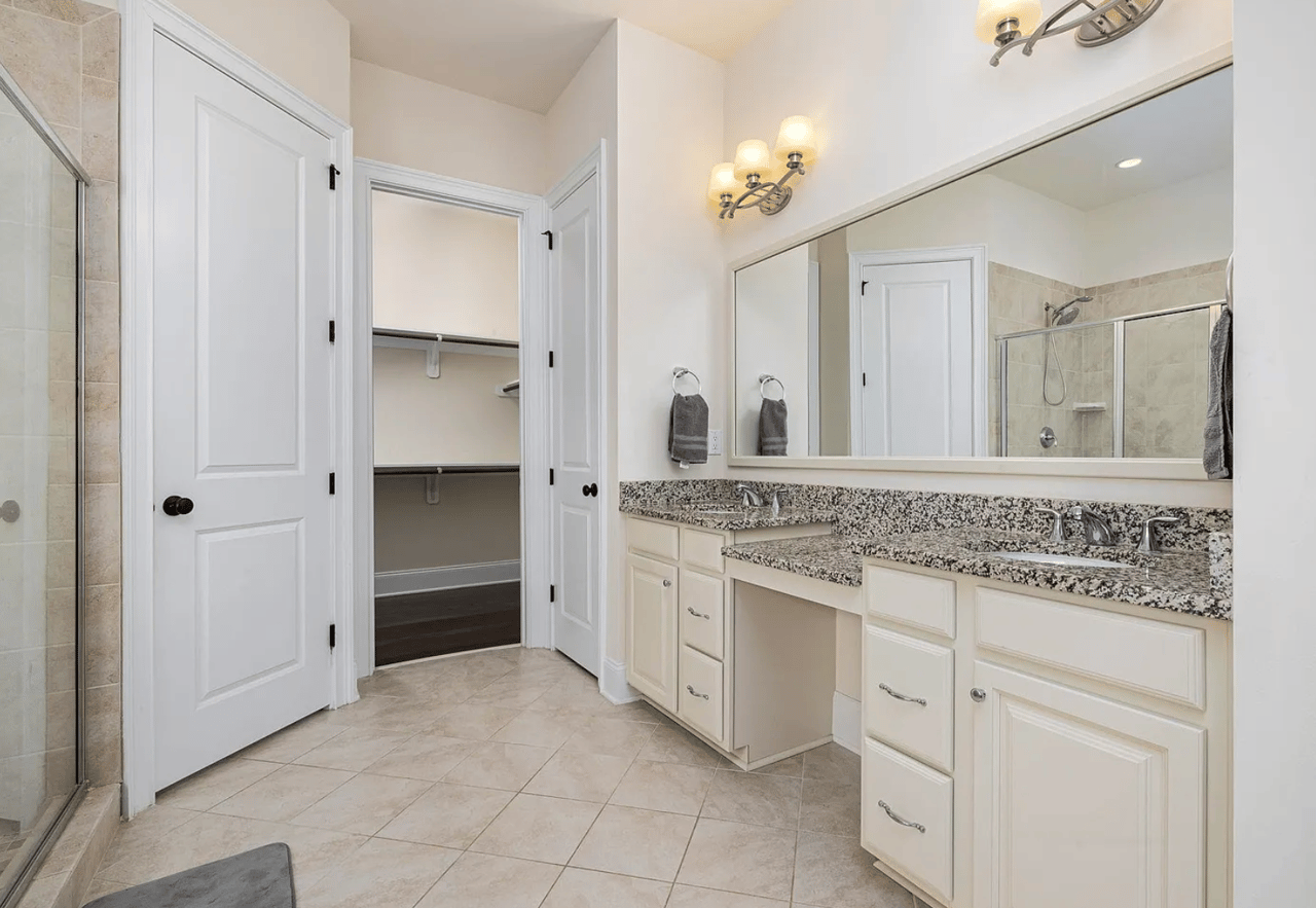 2808 Spring Shade Rd