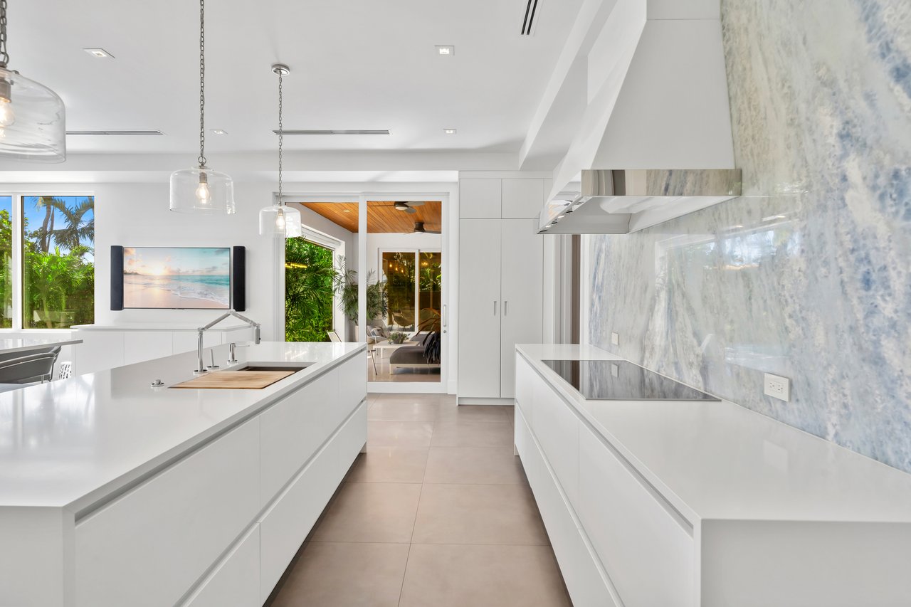 180 Cape Florida Drive