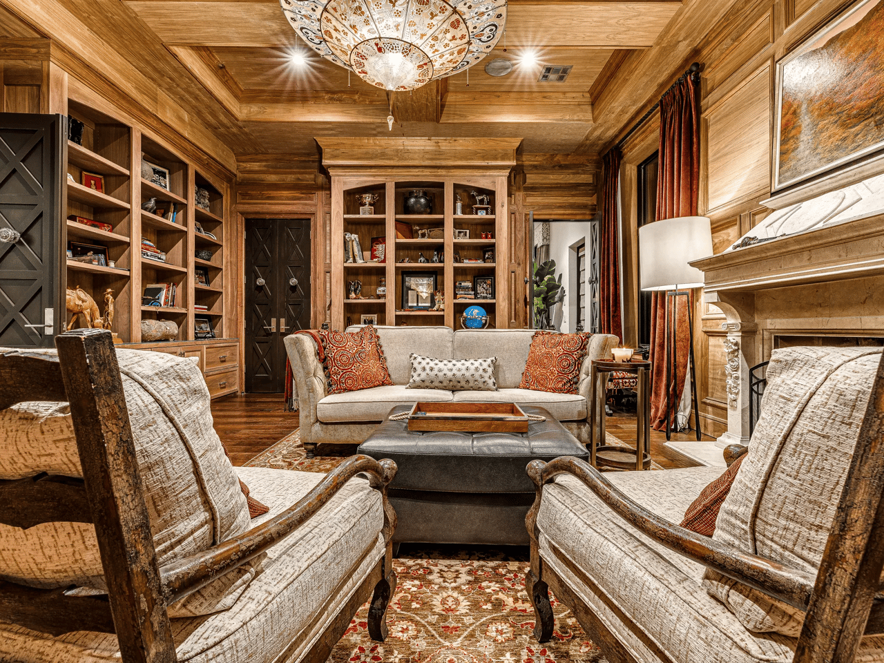 Exquisite Private Estate Overlooking Gaillardia Golf Course in Oklahoma City - Wyatt Poindexter - The Agency