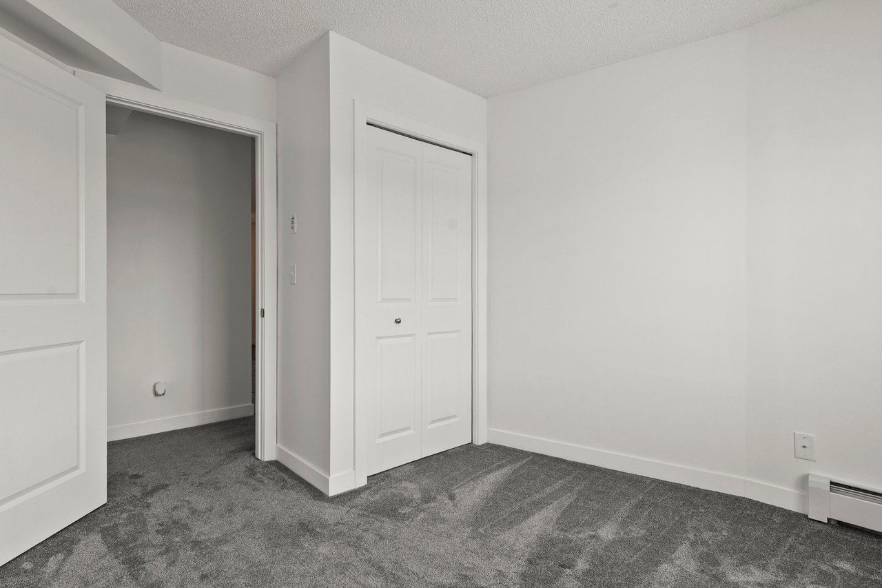 625 Glenbow Drive Unit: 1403