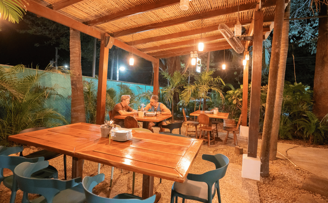 El Huerto Restaurant And Cabinas - Premier Investment