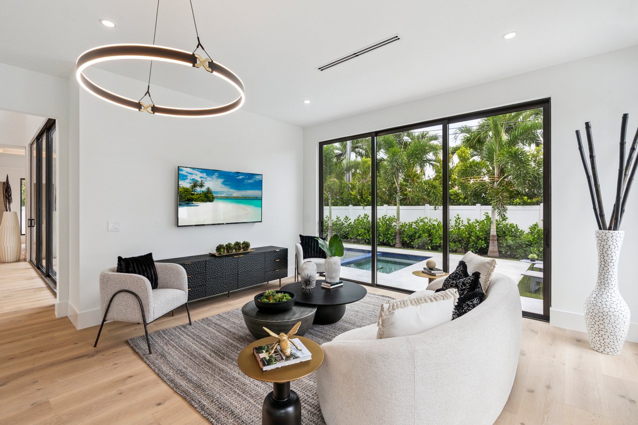 Boca Riviera Farmhouse