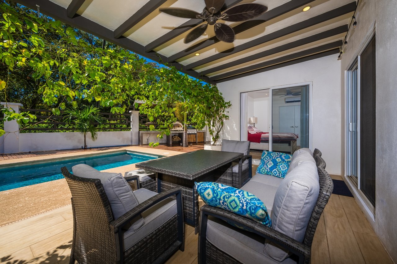 Casa Del Rio Potrero, Surfside