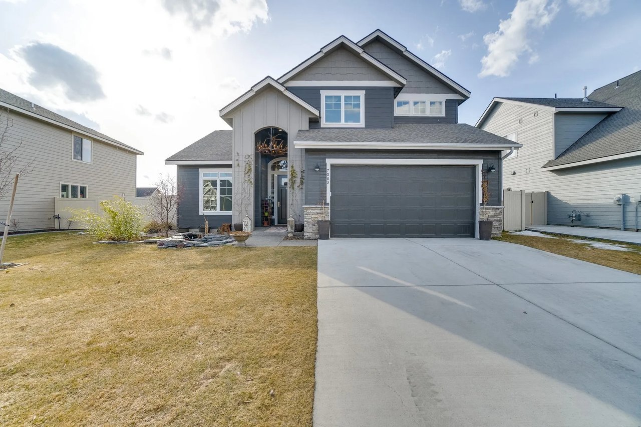 7089 N Rendezvous Dr