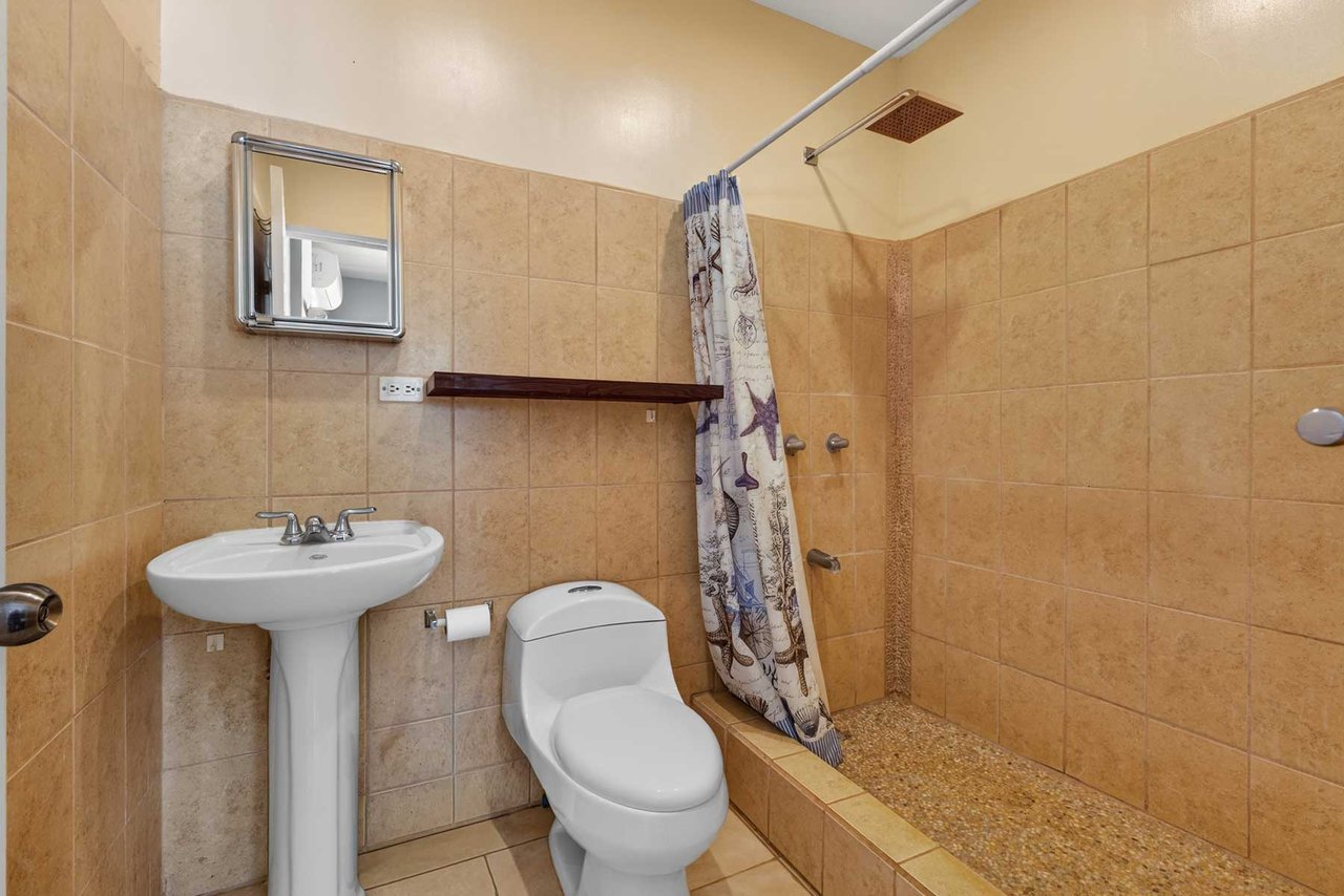 Villa Verde II #5 | 2-Bed Ground-Floor Tropical Retreat at Villa Verde, Tamarindo